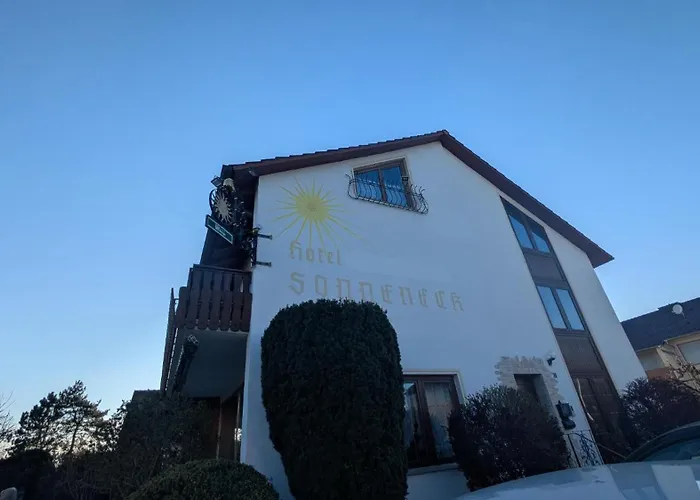 Landhotel Sonneneck - Breuna im Naturpark